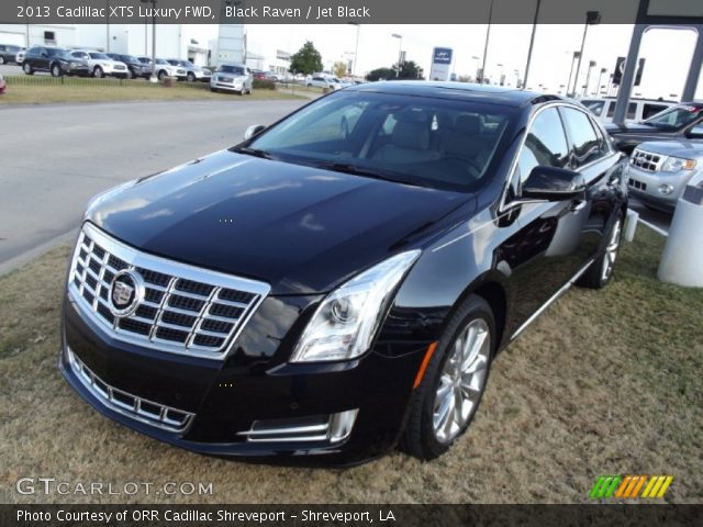 2013 Cadillac XTS Luxury FWD in Black Raven