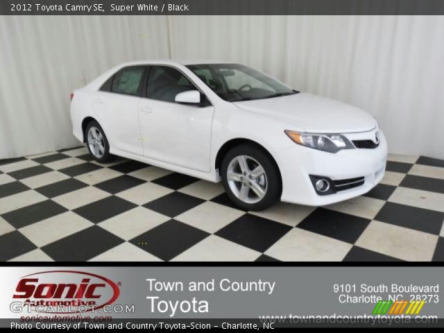 2012 Toyota Camry SE in Super White