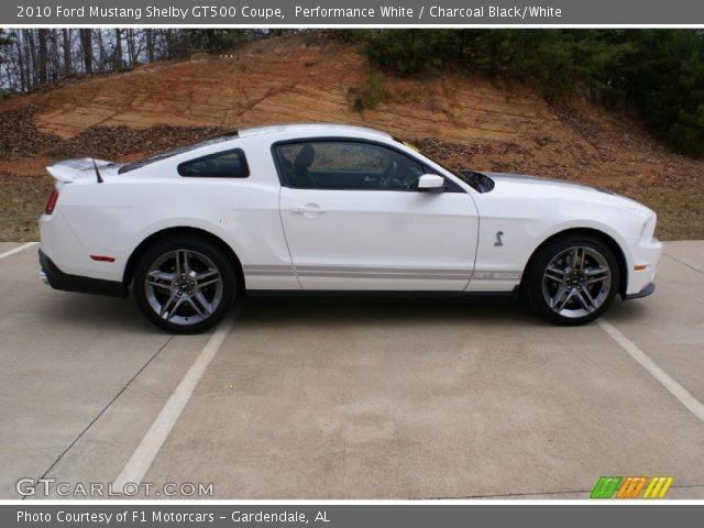 2010 Ford Mustang Shelby GT500 Coupe in Performance White