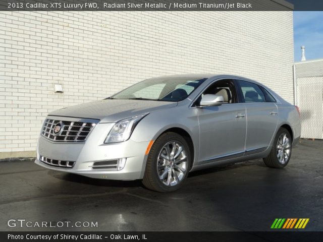 2013 Cadillac XTS Luxury FWD in Radiant Silver Metallic
