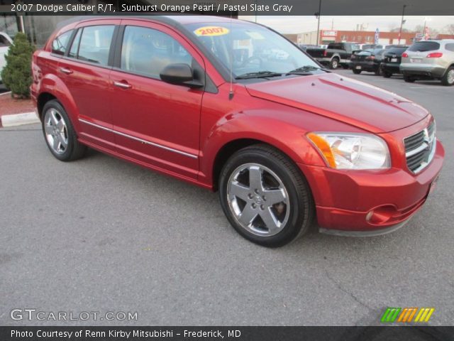 2007 Dodge Caliber R/T in Sunburst Orange Pearl