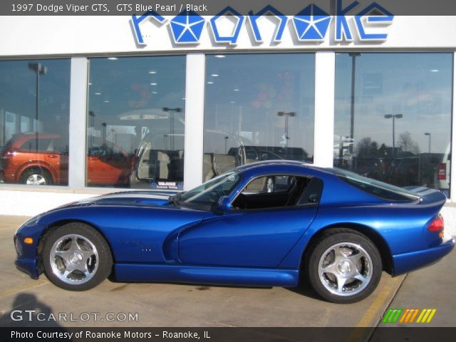 1997 Dodge Viper GTS in GTS Blue Pearl