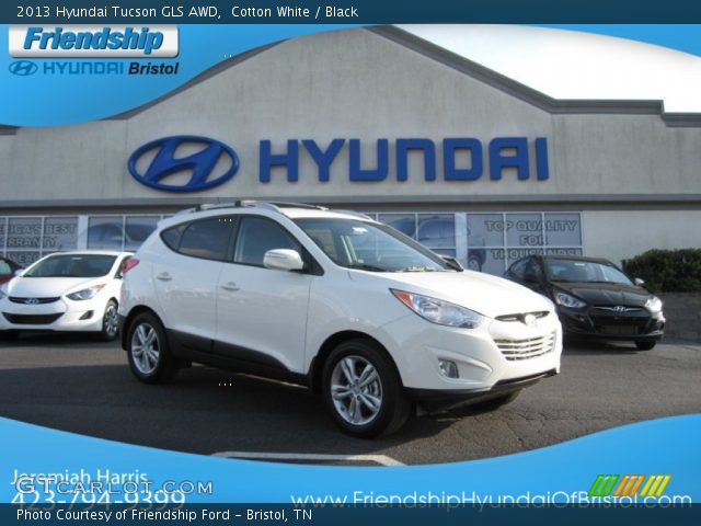 2013 Hyundai Tucson GLS AWD in Cotton White