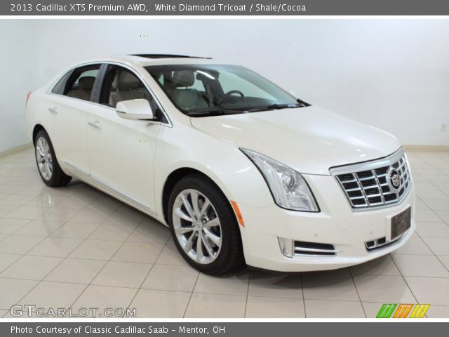 2013 Cadillac XTS Premium AWD in White Diamond Tricoat