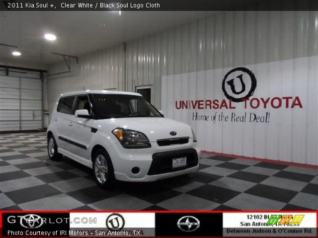 2011 Kia Soul + in Clear White