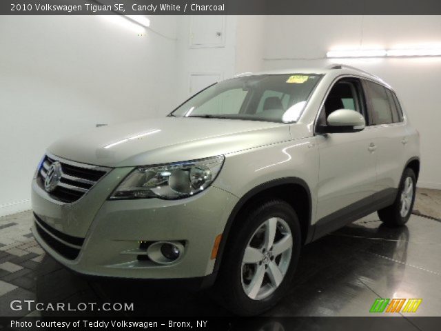 2010 Volkswagen Tiguan SE in Candy White