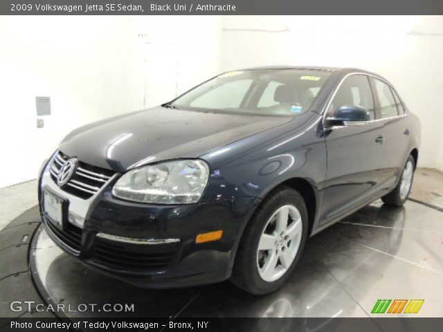 2009 Volkswagen Jetta SE Sedan in Black Uni
