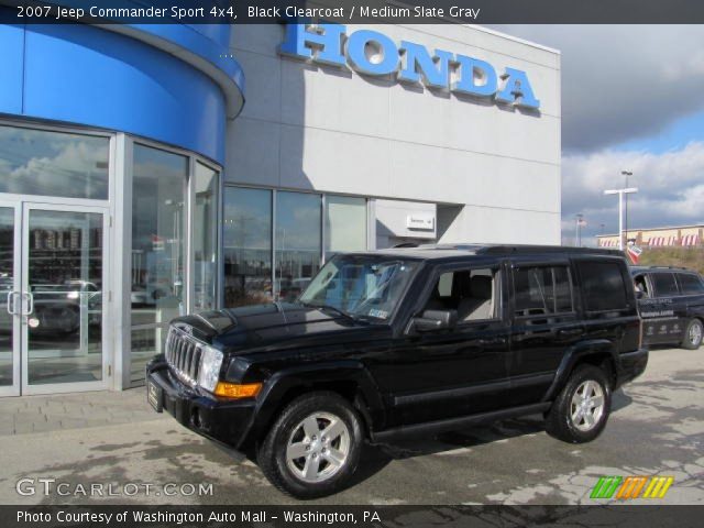2007 Jeep Commander Sport 4x4 in Black Clearcoat