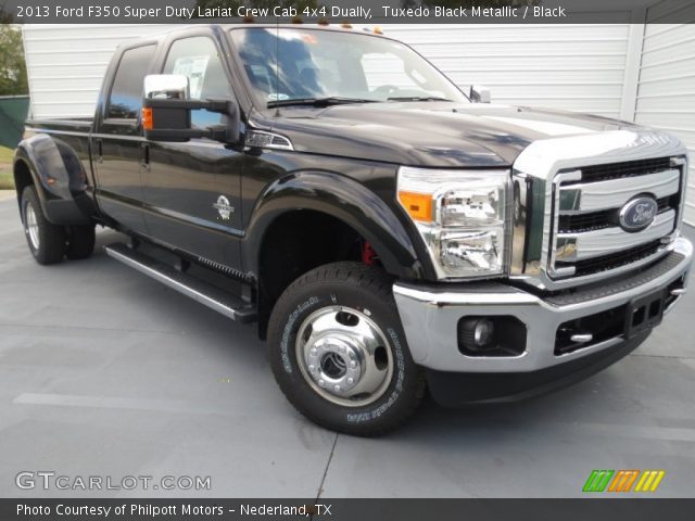 2013 Ford F350 Super Duty Lariat Crew Cab 4x4 Dually in Tuxedo Black Metallic