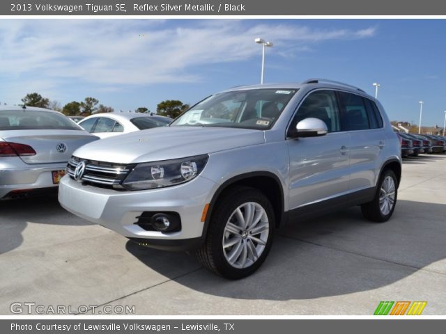 2013 Volkswagen Tiguan SE in Reflex Silver Metallic