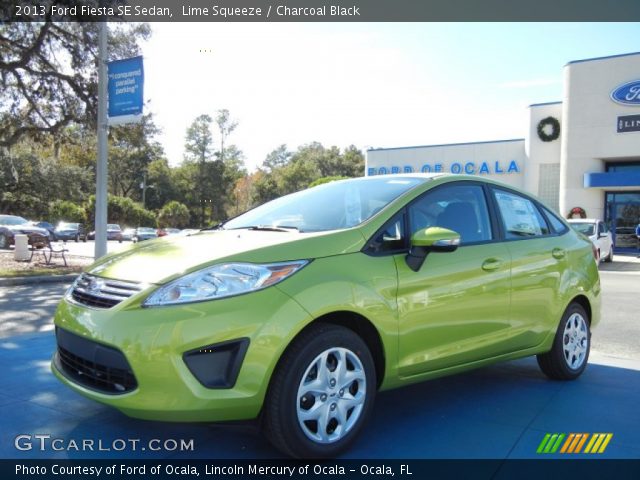 2013 Ford Fiesta SE Sedan in Lime Squeeze