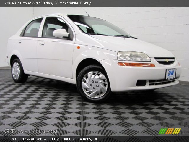 2004 Chevrolet Aveo Sedan in Summit White