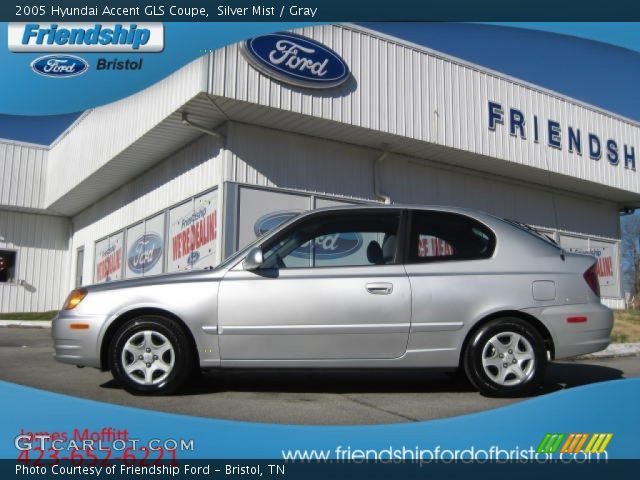2005 Hyundai Accent GLS Coupe in Silver Mist