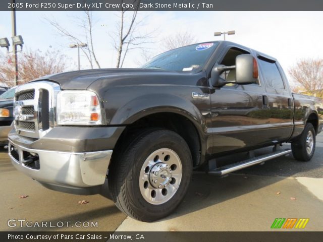 2005 Ford F250 Super Duty XLT Crew Cab in Dark Stone Metallic