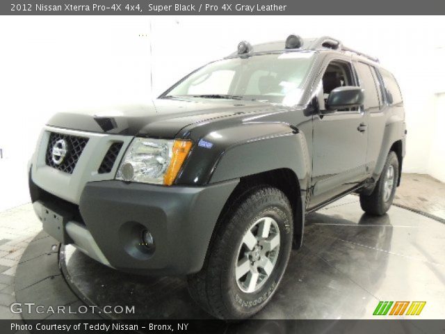 2012 Nissan Xterra Pro-4X 4x4 in Super Black