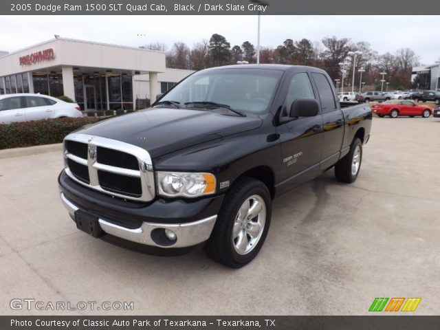 2005 Dodge Ram 1500 SLT Quad Cab in Black