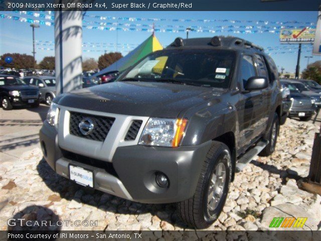 2009 Nissan Xterra Off Road 4x4 in Super Black