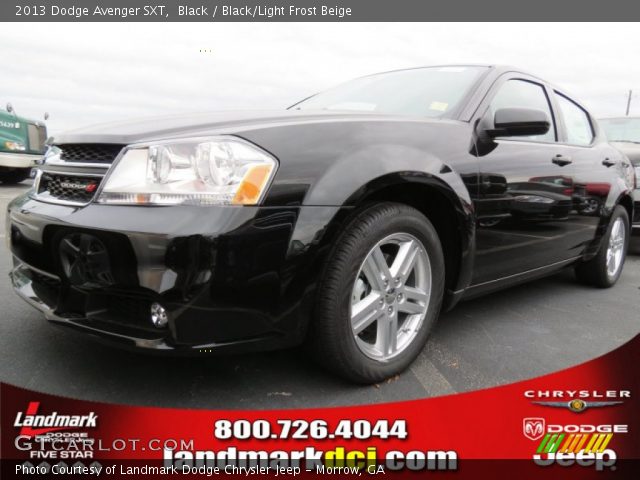 2013 Dodge Avenger SXT in Black