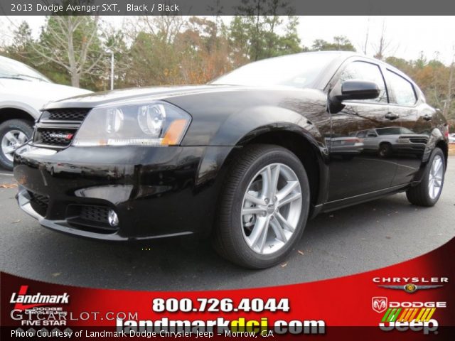 2013 Dodge Avenger SXT in Black