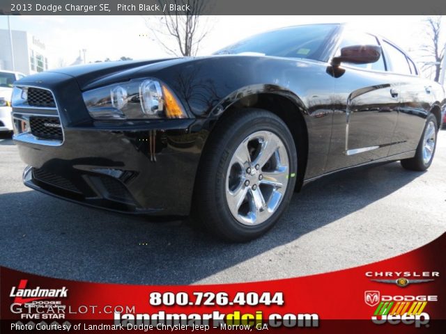2013 Dodge Charger SE in Pitch Black