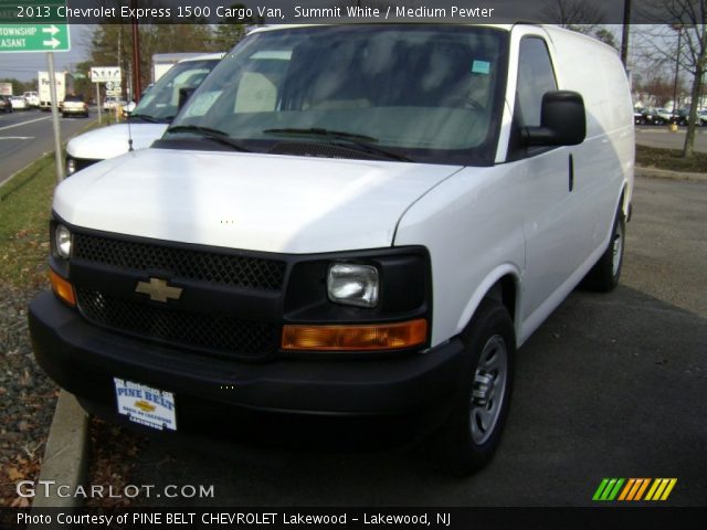 2013 Chevrolet Express 1500 Cargo Van in Summit White