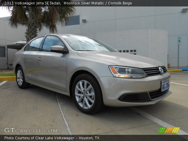 2013 Volkswagen Jetta SE Sedan in Moonrock Silver Metallic