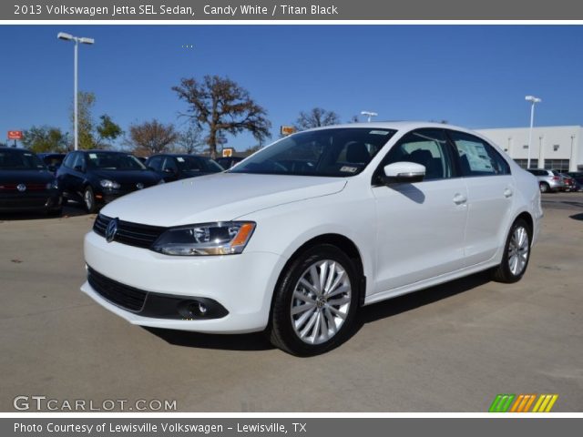 2013 Volkswagen Jetta SEL Sedan in Candy White