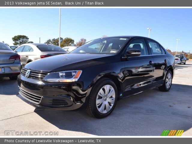 2013 Volkswagen Jetta SE Sedan in Black Uni
