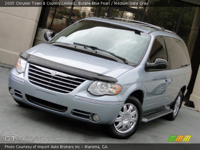 2005 Chrysler Town & Country Limited in Butane Blue Pearl