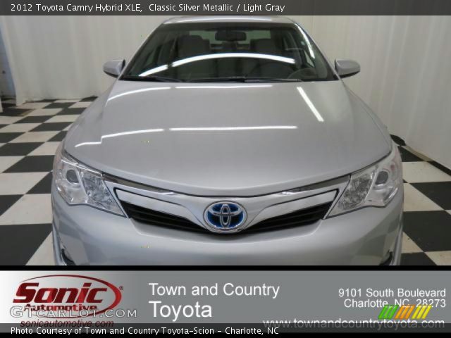 2012 Toyota Camry Hybrid XLE in Classic Silver Metallic