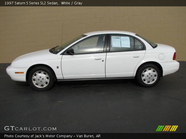 1997 Saturn S Series SL2 Sedan in White
