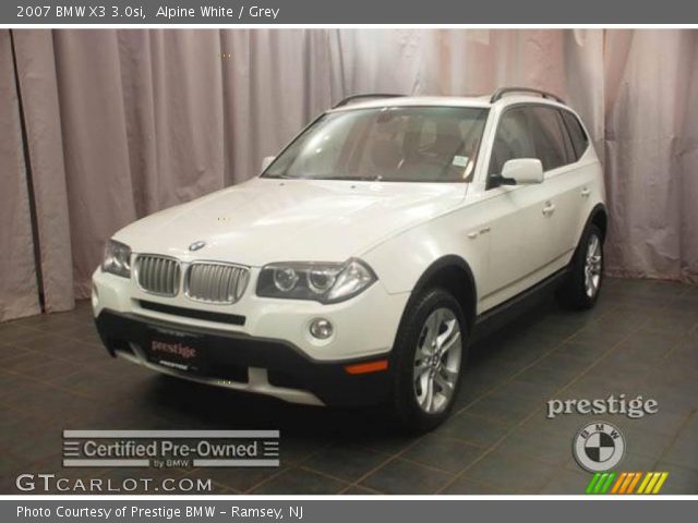 2007 BMW X3 3.0si in Alpine White