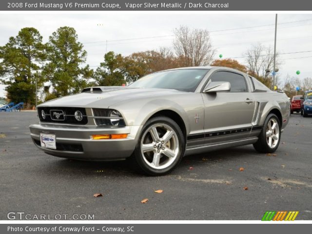 2008 Ford Mustang V6 Premium Coupe in Vapor Silver Metallic