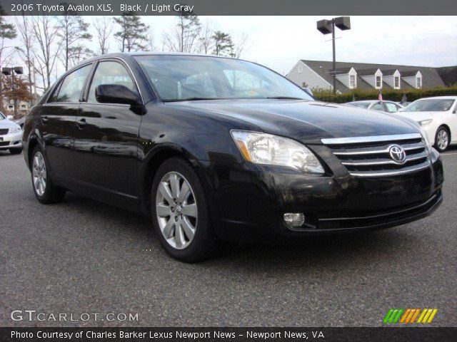 2006 Toyota Avalon XLS in Black
