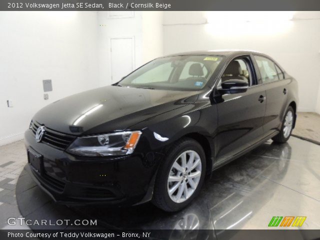 2012 Volkswagen Jetta SE Sedan in Black