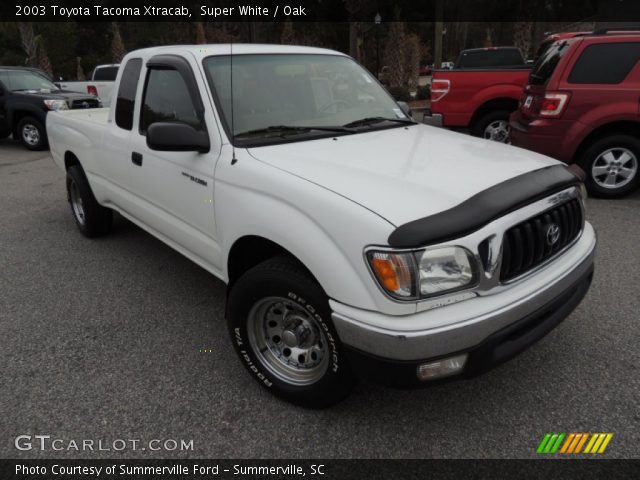 2003 Toyota Tacoma Xtracab in Super White