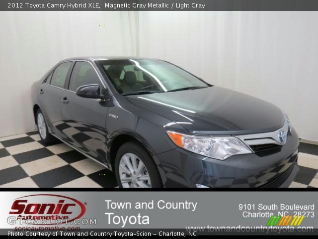 2012 Toyota Camry Hybrid XLE in Magnetic Gray Metallic