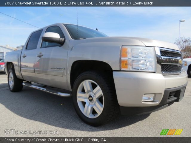 2007 Chevrolet Silverado 1500 LTZ Crew Cab 4x4 in Silver Birch Metallic