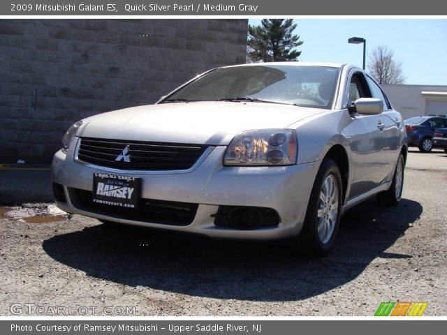 2009 Mitsubishi Galant ES in Quick Silver Pearl