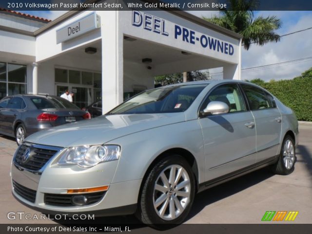 2010 Volkswagen Passat Komfort Sedan in White Gold Metallic