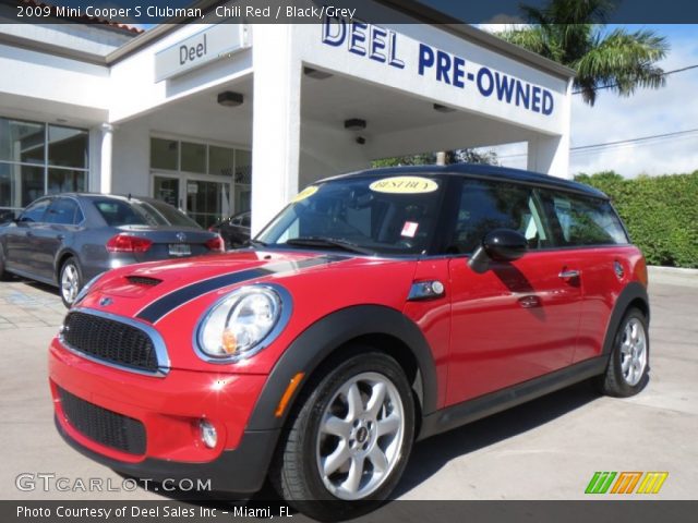2009 Mini Cooper S Clubman in Chili Red