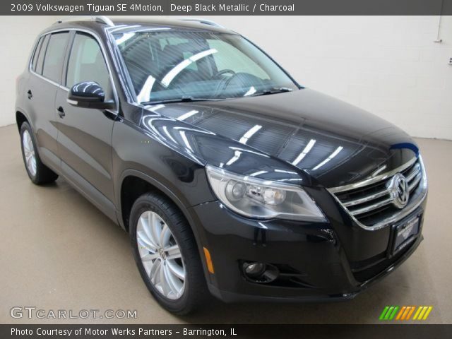 2009 Volkswagen Tiguan SE 4Motion in Deep Black Metallic