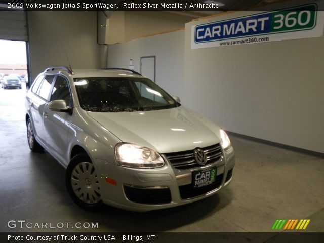 2009 Volkswagen Jetta S SportWagen in Reflex Silver Metallic