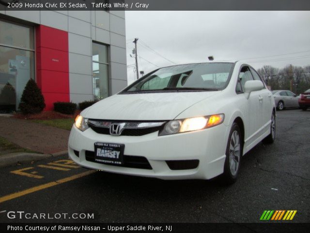 2009 Honda Civic EX Sedan in Taffeta White