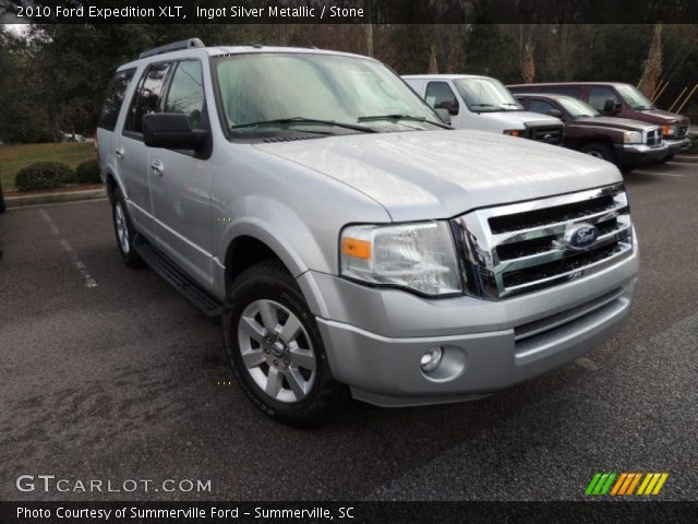 2010 Ford Expedition XLT in Ingot Silver Metallic