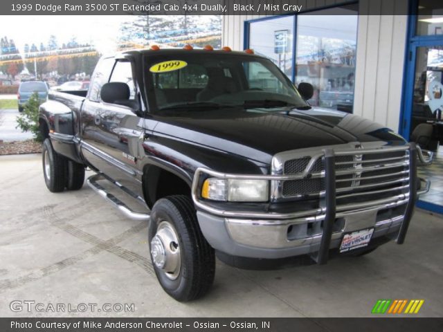 1999 Dodge Ram 3500 ST Extended Cab 4x4 Dually in Black