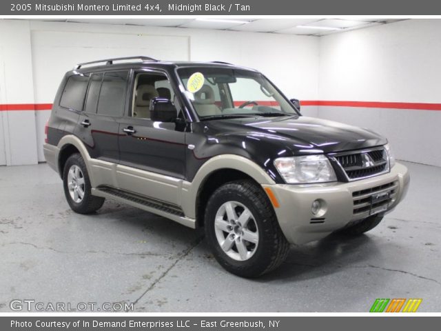 2005 Mitsubishi Montero Limited 4x4 in Midnight Black