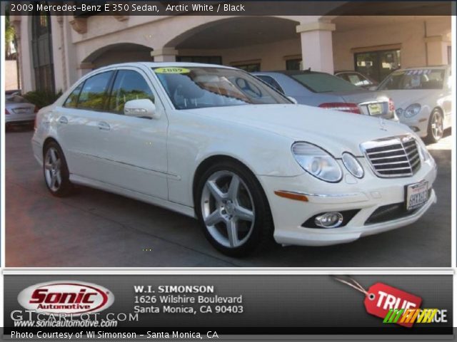 2009 Mercedes-Benz E 350 Sedan in Arctic White