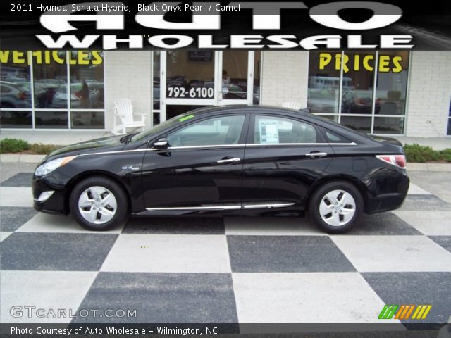 2011 Hyundai Sonata Hybrid in Black Onyx Pearl