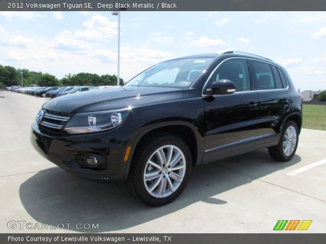2012 Volkswagen Tiguan SE in Deep Black Metallic